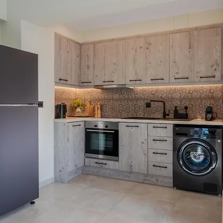 Turnaki 5 Minutes Walk To